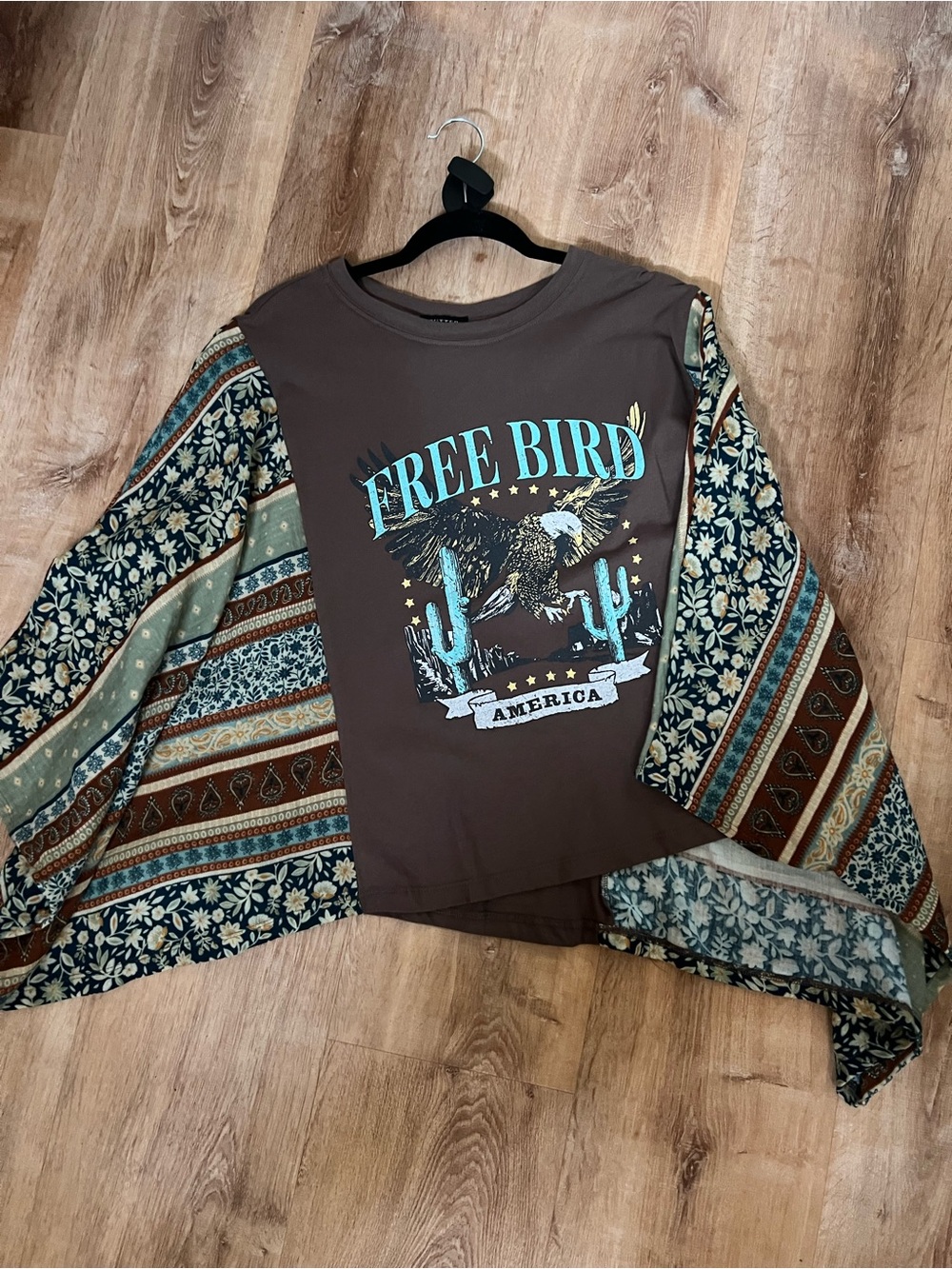 Zutter Free Bird America Eagle Boho Bell Sleeve Top Brown Large